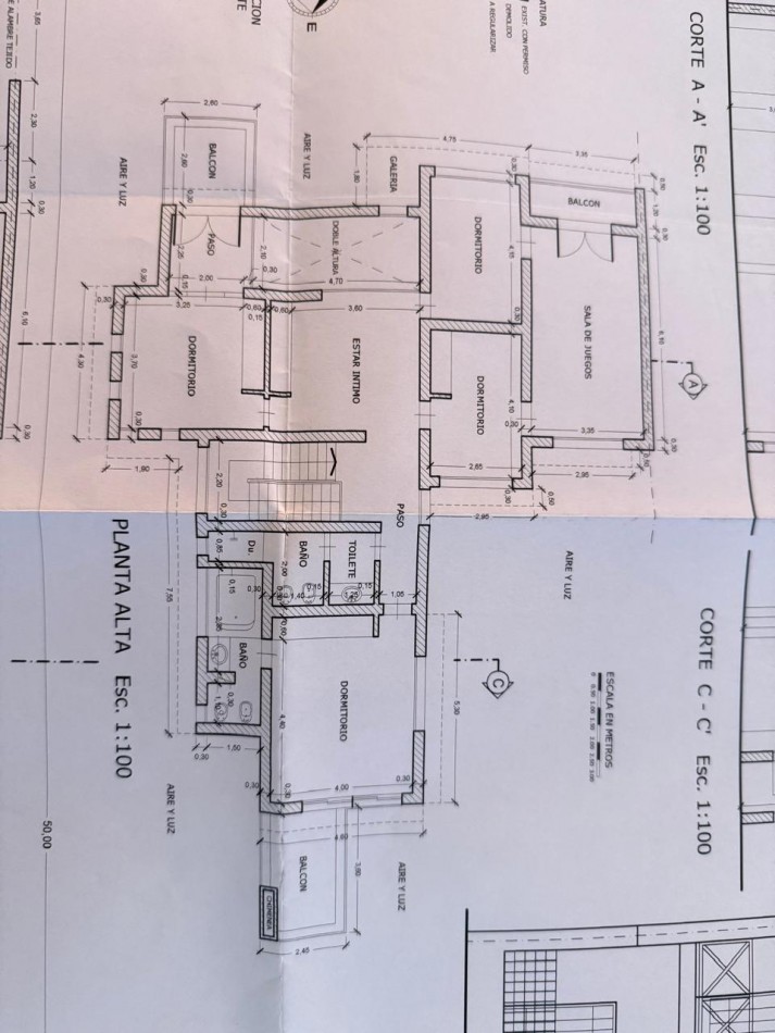Casa con 1000 m² en Venta, 3 Dorm. en Villa Amelia
