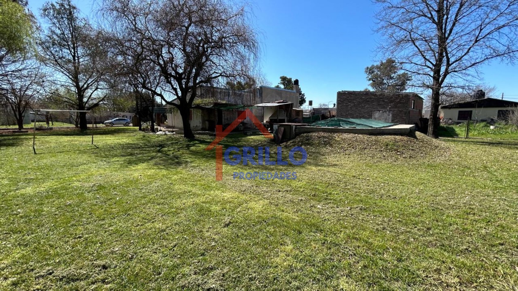 Casa con piscina en Villa Amelia